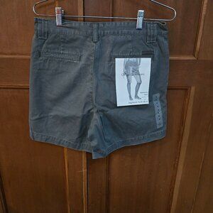 Calvin Klein Women's Shorts Olive Green Size 8 Relaxed Fit New With Tags